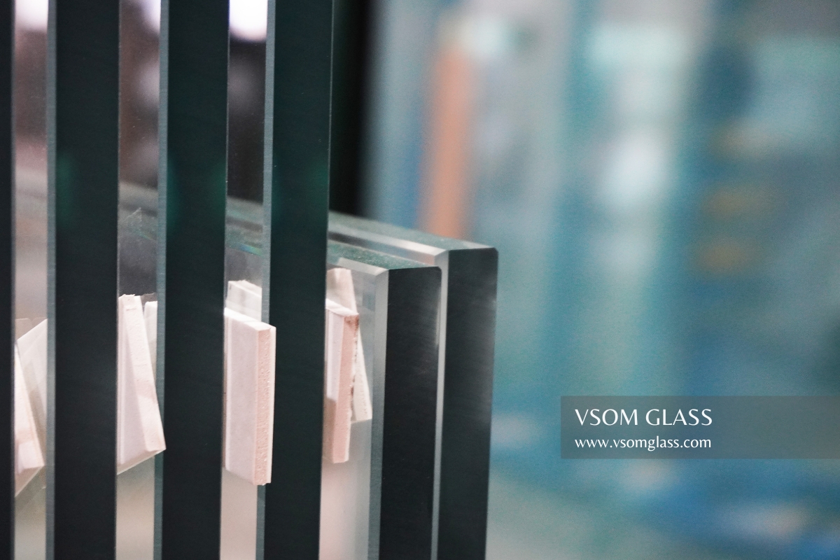 Customized Ultra-Clear Tempered Glass (7) Customized Ultra-Clear Tempered Glass