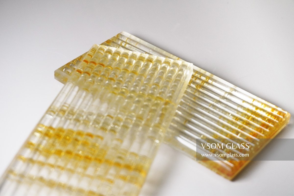 Gold Irregular Thread Laminated Fluted Glass