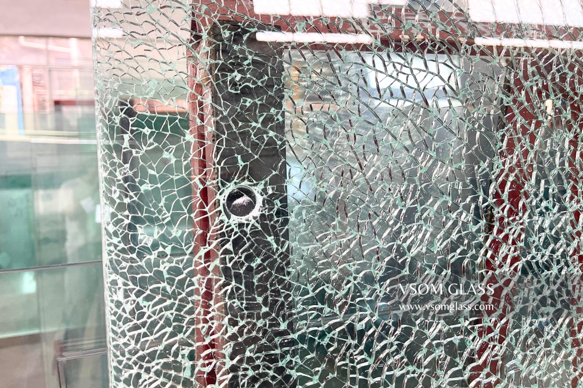 Security Laminated Glass Breakage Pattern