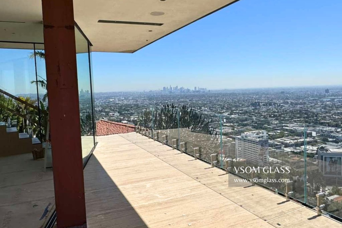 Ultra-Clear Tempered Laminated Glass Railing Ultra-Clear Tempered Laminated Glass Railing