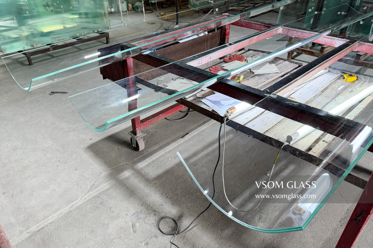 Hot Bending Laminated Glass